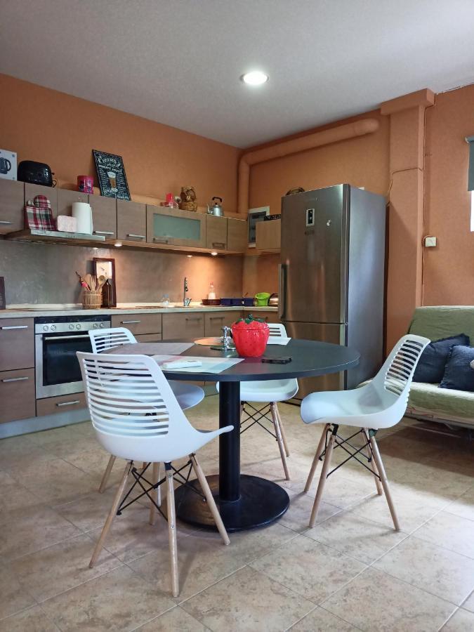 Filion Comfortable Country Apartment Lefkakia Bagian luar foto